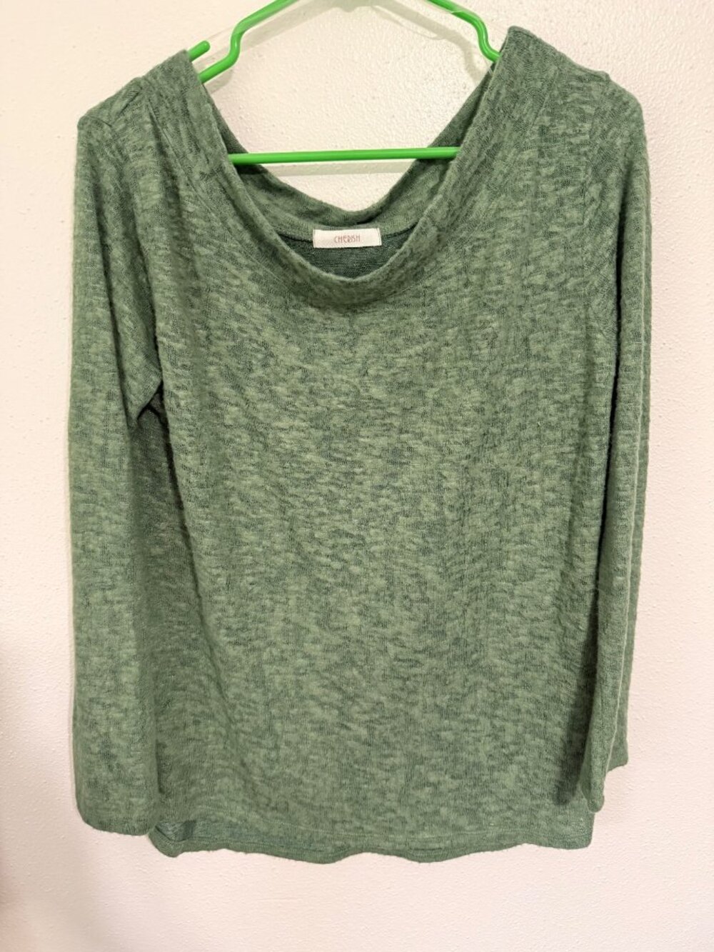 Cherish Sweater Light Weight Sage Green Boat Neck Soft Womans M